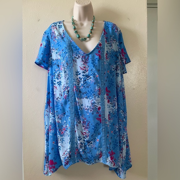 The Pioneer Woman Blue Floral Blouse - Picture 6 of 10